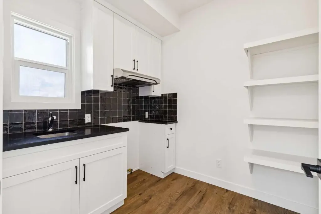 94 Bridgeport Landing Chestermere AB T1X3E3
