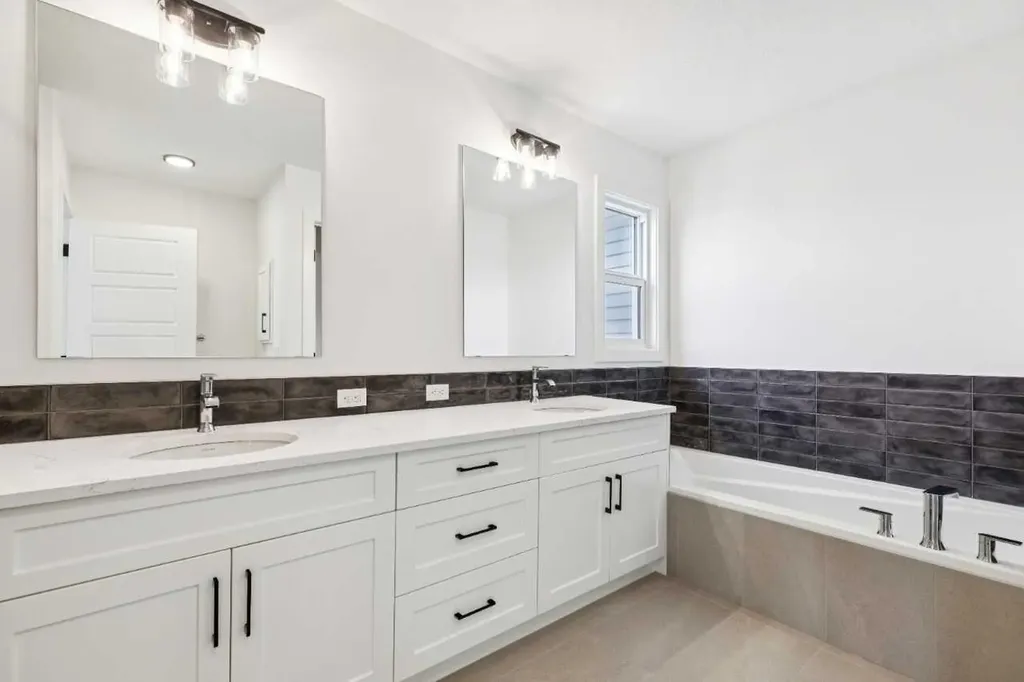 94 Bridgeport Landing Chestermere AB T1X3E3