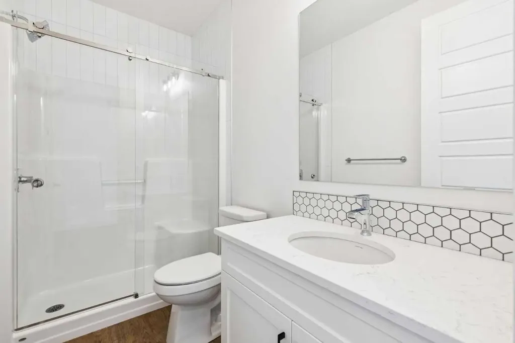94 Bridgeport Landing Chestermere AB T1X3E3