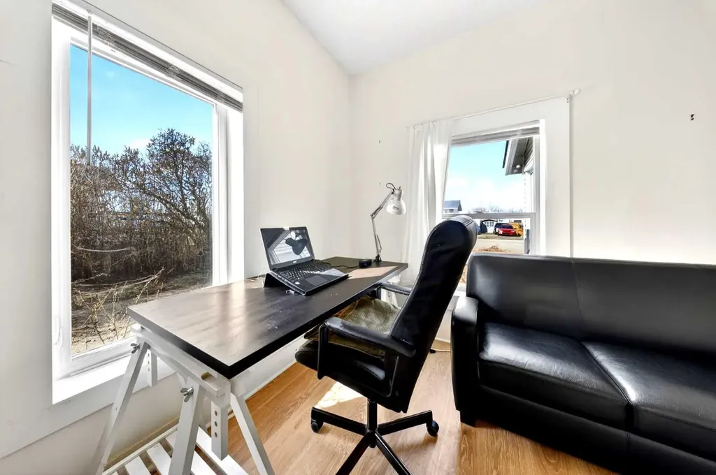 313 5 Street Irricana AB T0M1B0
