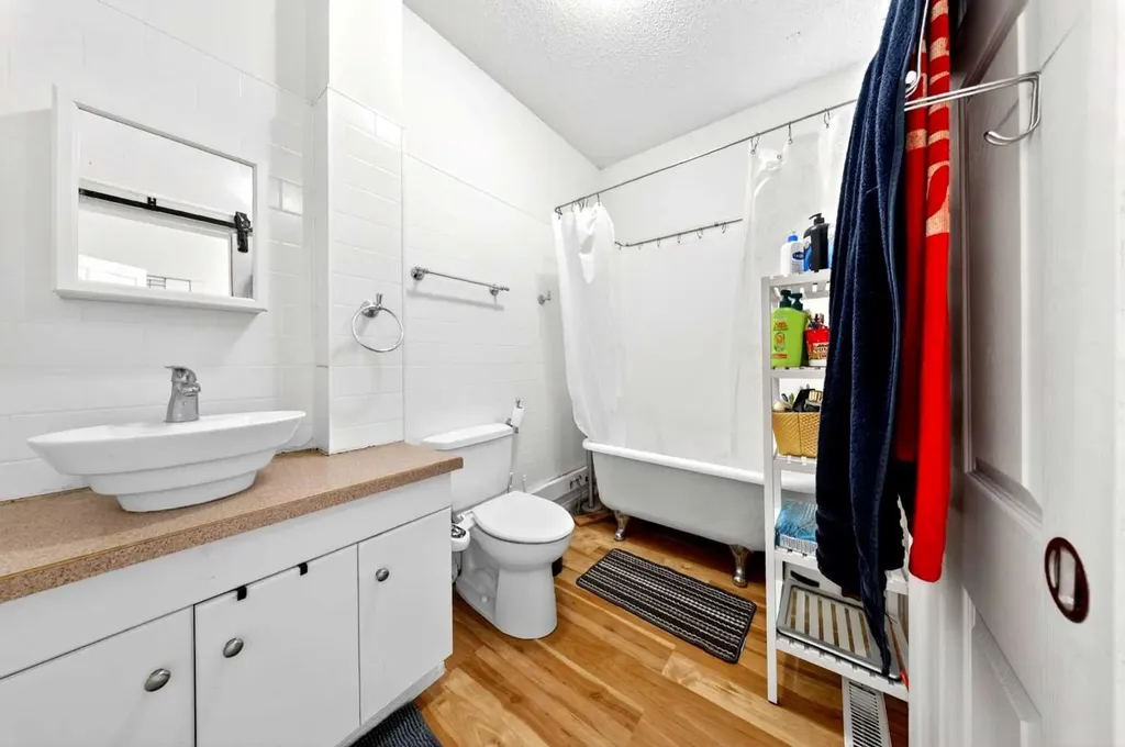 313 5 Street Irricana AB T0M1B0
