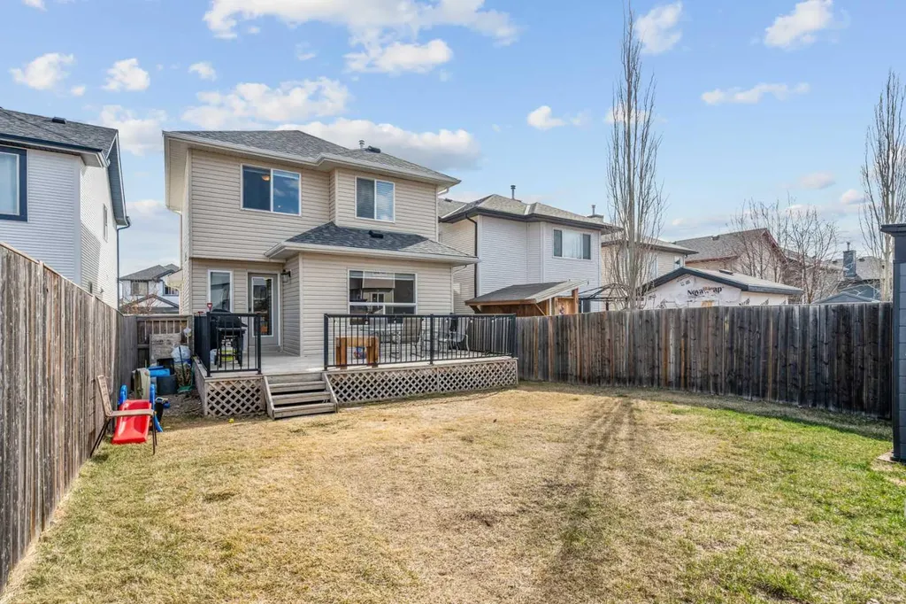 52 Evansford Road NW Calgary AB T3P 1G8