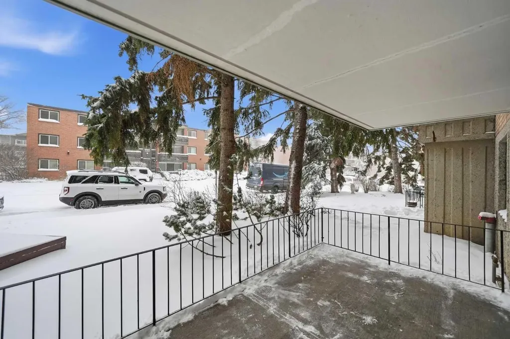 521 57 Avenue SW Calgary AB T2V 4N5