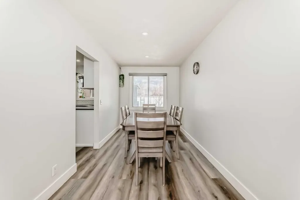 204 Whiteview Close NE Calgary AB T1Y 1R3