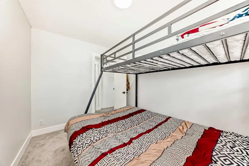 204 Whiteview Close NE Calgary AB T1Y 1R3