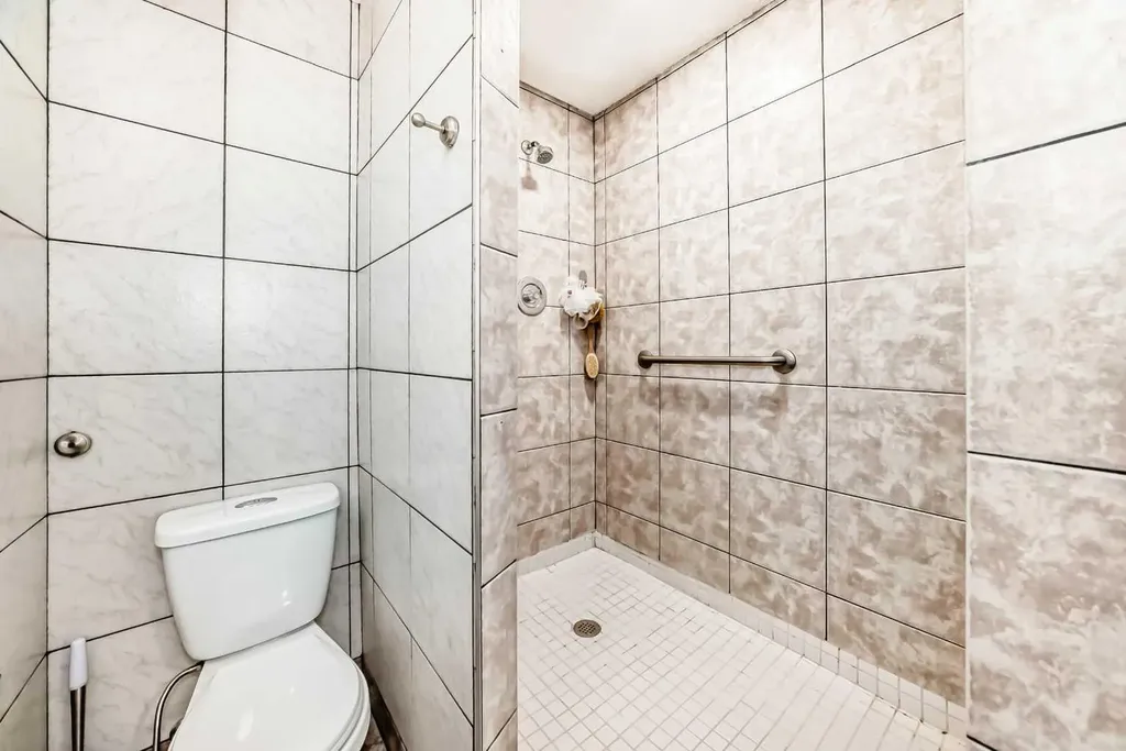 204 Whiteview Close NE Calgary AB T1Y 1R3