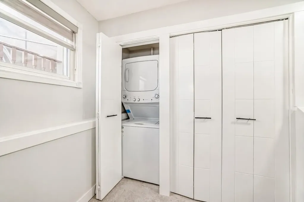 204 Whiteview Close NE Calgary AB T1Y 1R3