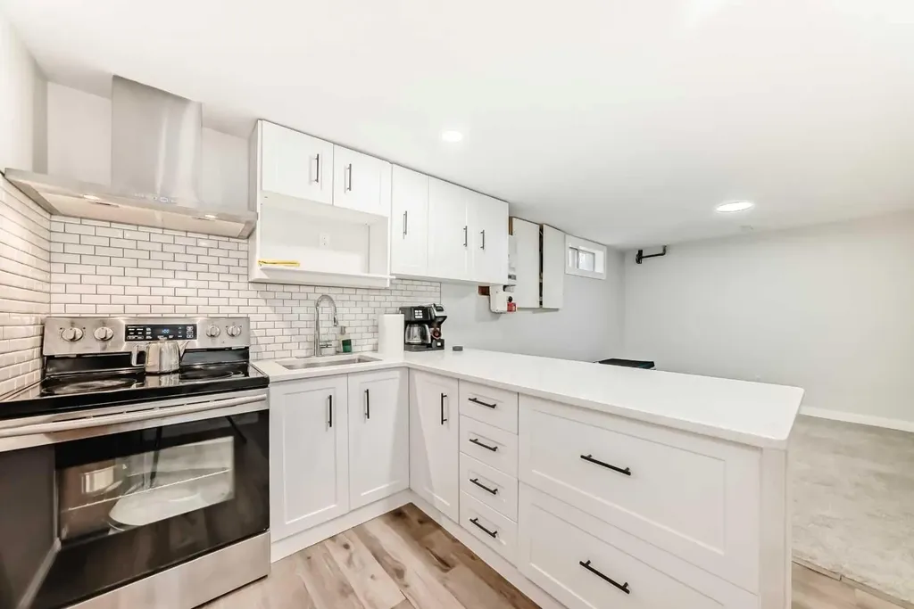 204 Whiteview Close NE Calgary AB T1Y 1R3