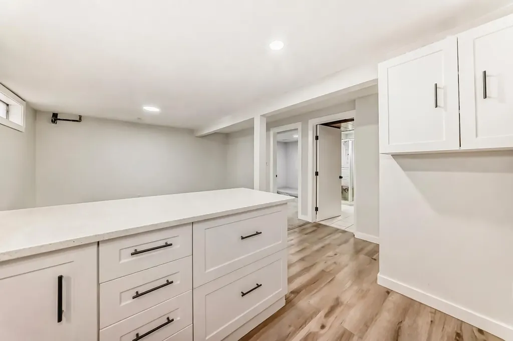 204 Whiteview Close NE Calgary AB T1Y 1R3