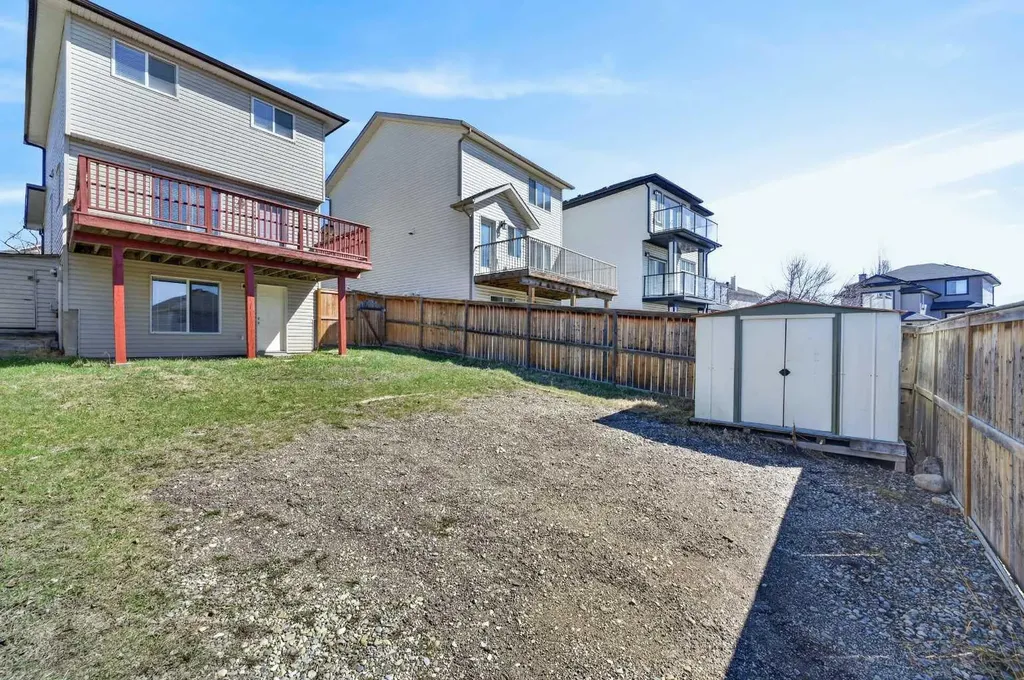 126 Evansmeade Crescent NW Calgary AB T3P 1B9