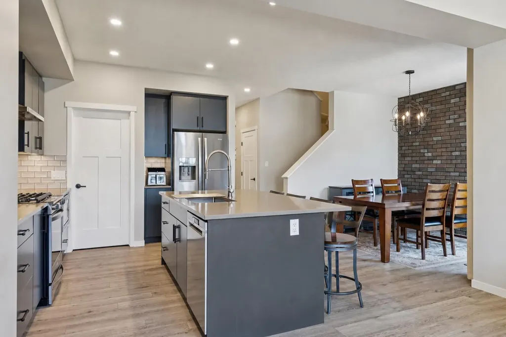 293 Masters Avenue SE Calgary AB T3M 2C1