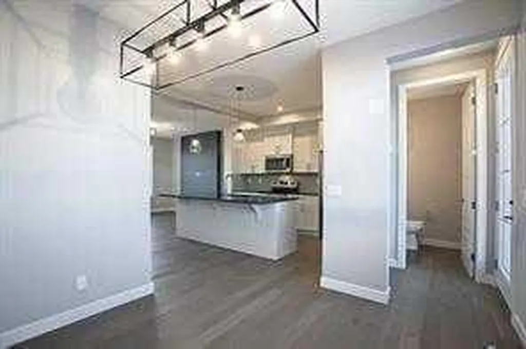 241 Cobblestone Gate SW Airdrie AB T4B 4Z9
