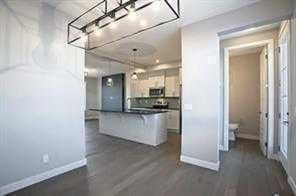 241 Cobblestone Gate SW Airdrie AB T4B 4Z9