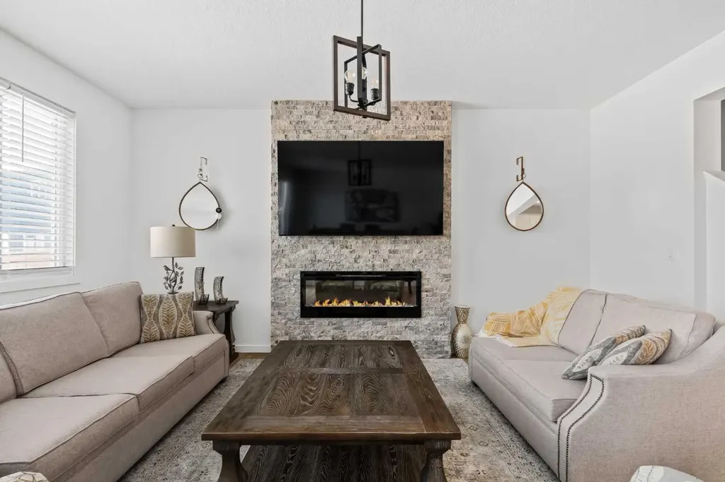 314 Walcrest Way SE Calgary AB T2X 4G4