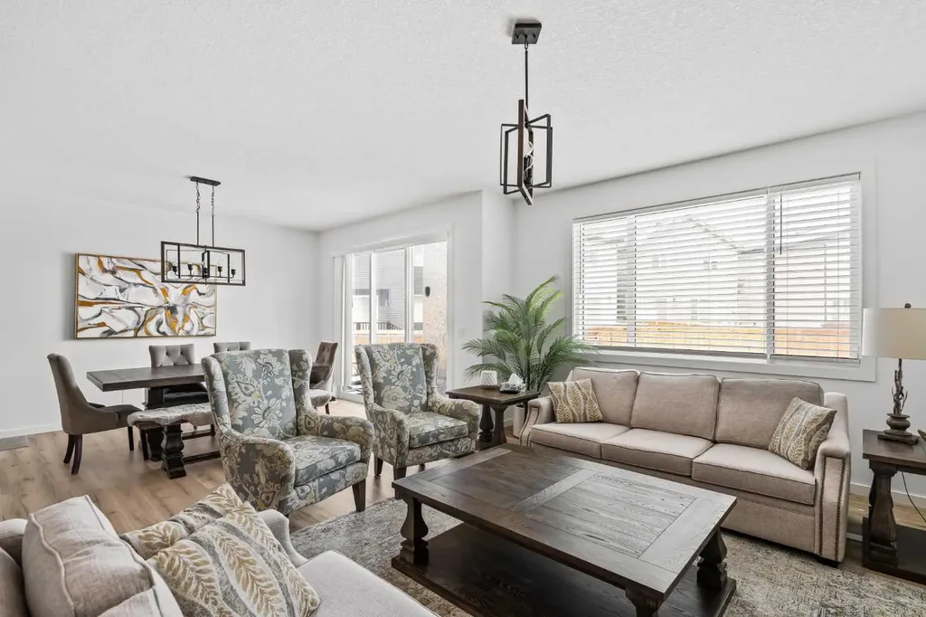 314 Walcrest Way SE Calgary AB T2X 4G4