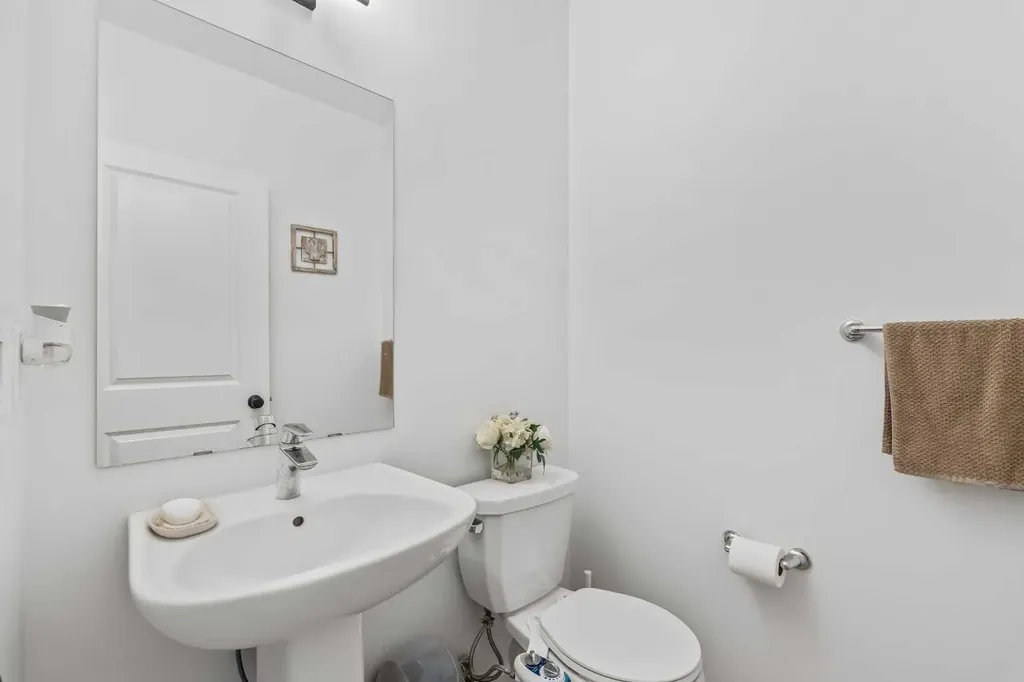 314 Walcrest Way SE Calgary AB T2X 4G4