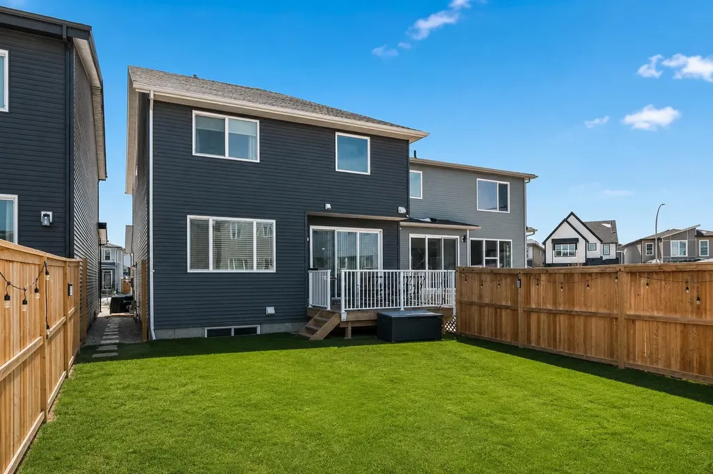 314 Walcrest Way SE Calgary AB T2X 4G4