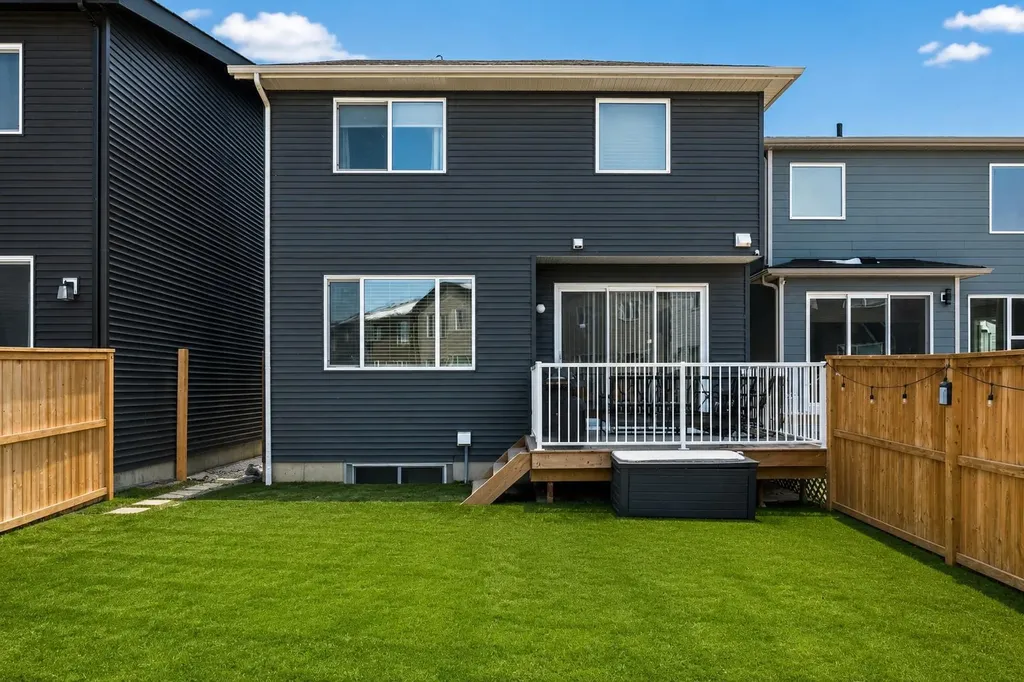 314 Walcrest Way SE Calgary AB T2X 4G4