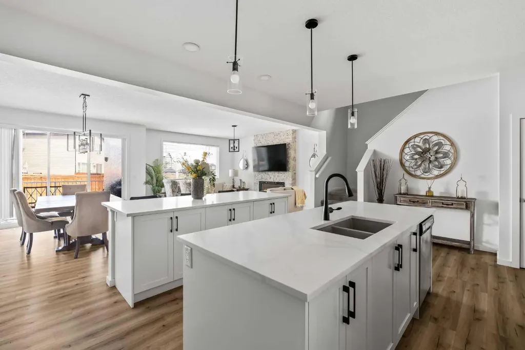 314 Walcrest Way SE Calgary AB T2X 4G4