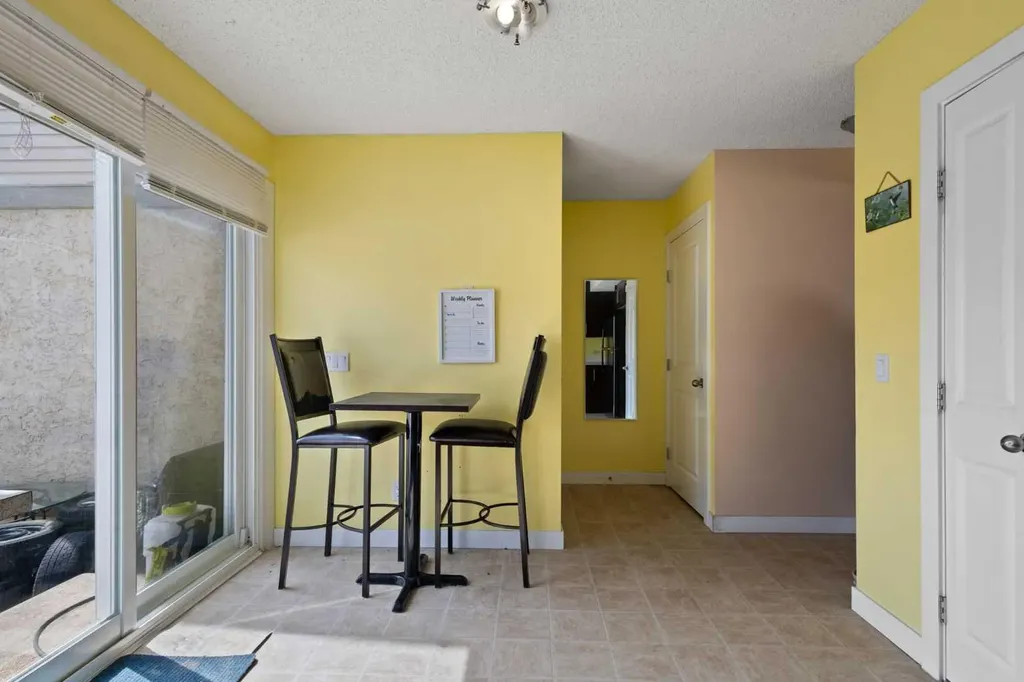 104 Deer Ridge Lane SE Calgary AB T2J6N4