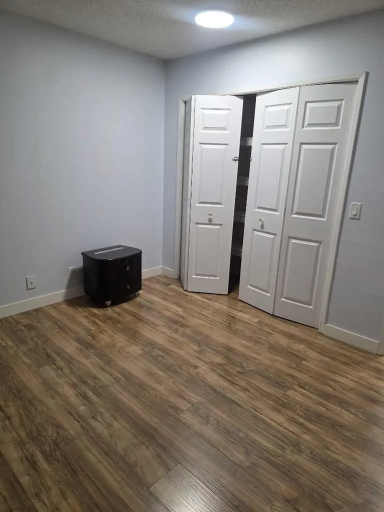 192 Templevale Road NE Calgary AB T1Y4W2