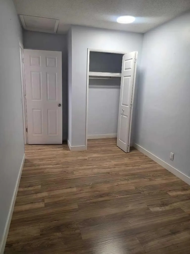 192 Templevale Road NE Calgary AB T1Y4W2