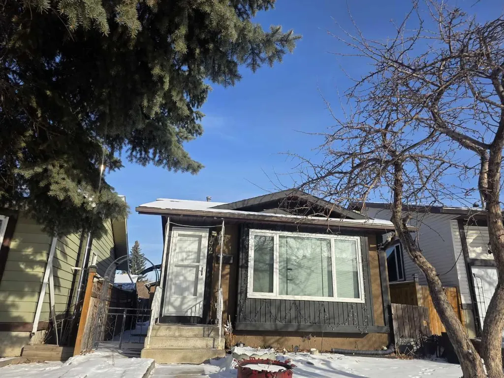 192 Templevale Road NE Calgary AB T1Y4W2