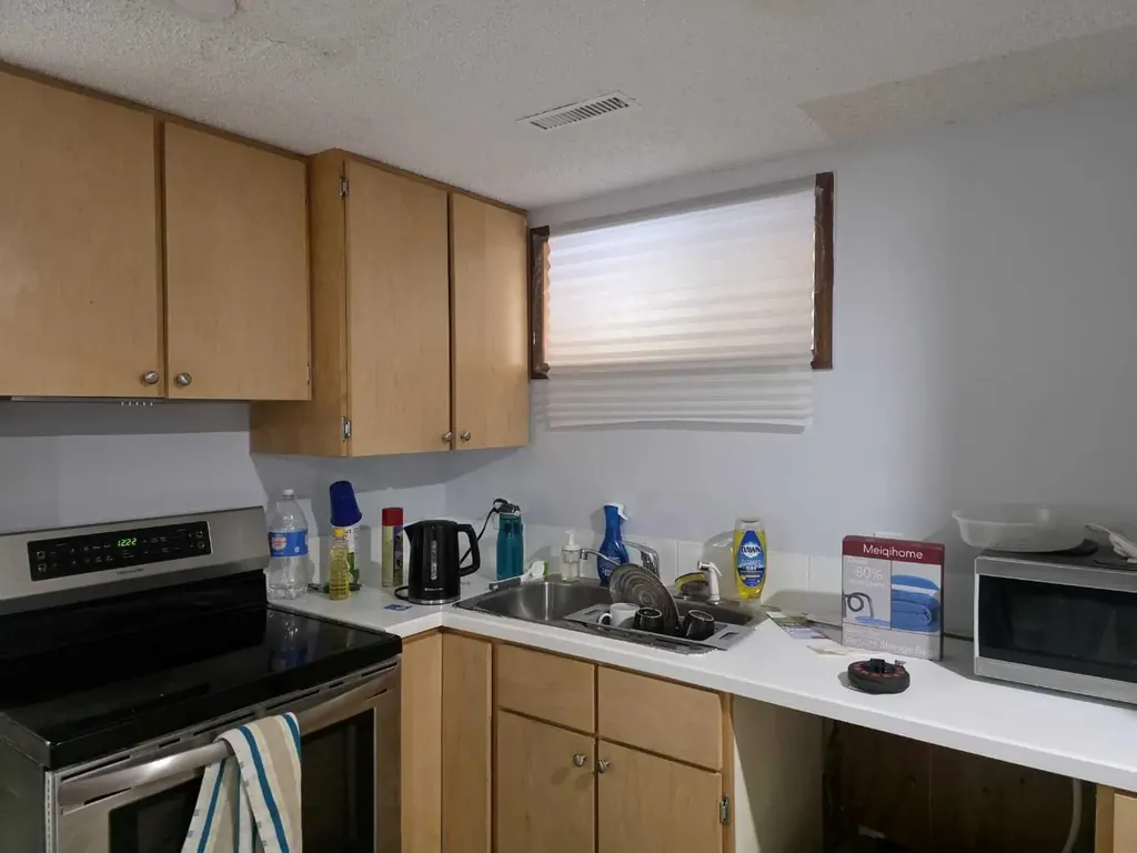 192 Templevale Road NE Calgary AB T1Y4W2