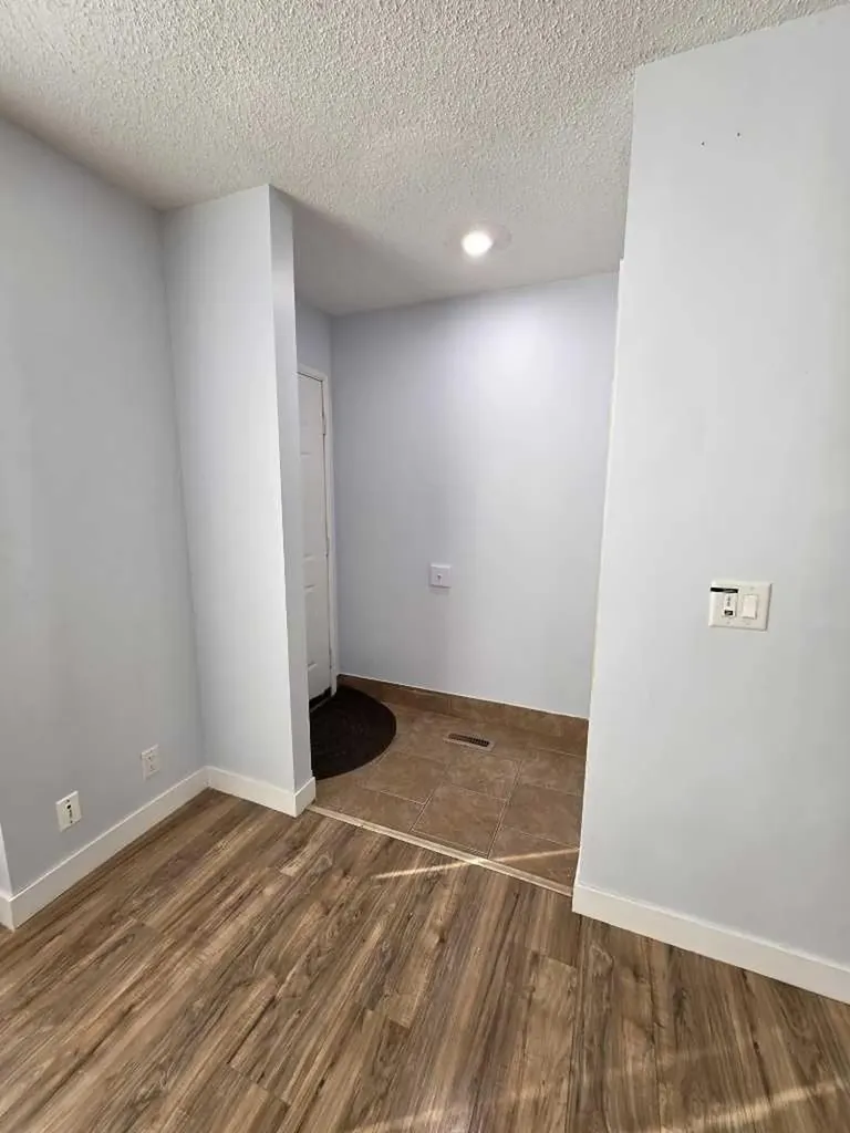 192 Templevale Road NE Calgary AB T1Y4W2