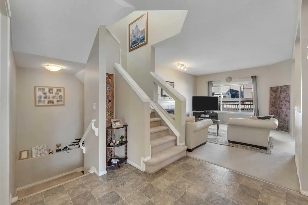 149 Saddlecrest Green NE Calgary AB T3J 5N3