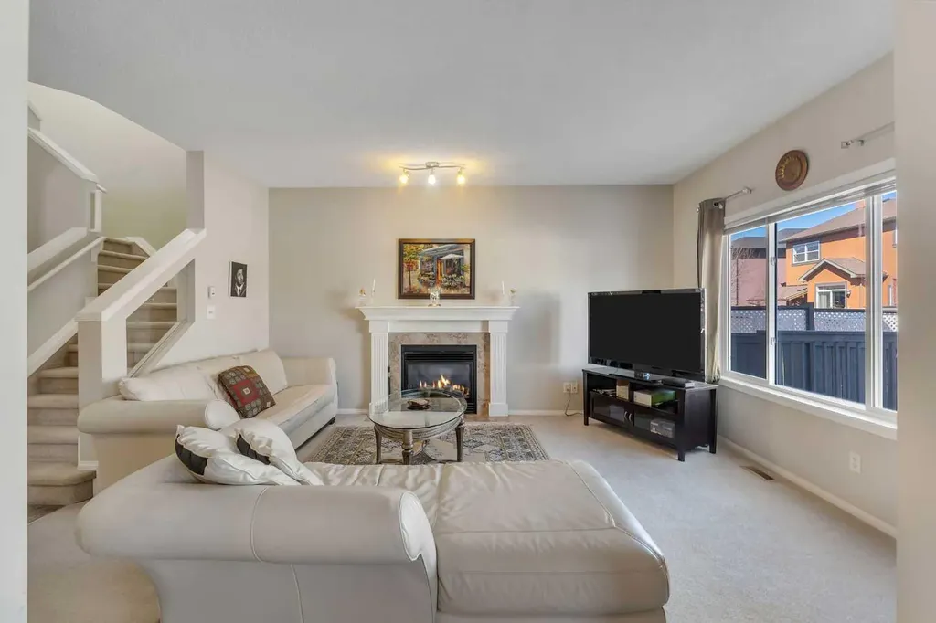 149 Saddlecrest Green NE Calgary AB T3J 5N3