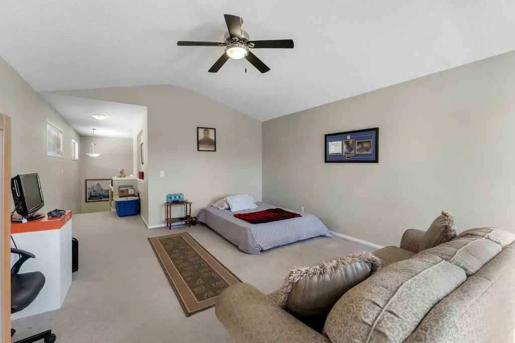 149 Saddlecrest Green NE Calgary AB T3J 5N3