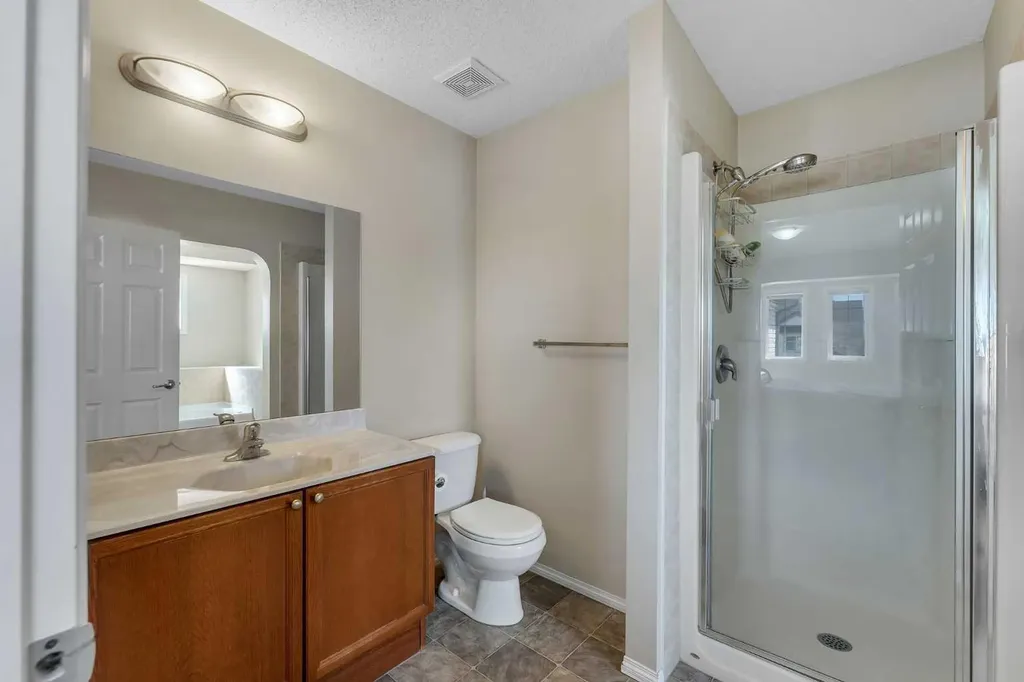 149 Saddlecrest Green NE Calgary AB T3J 5N3