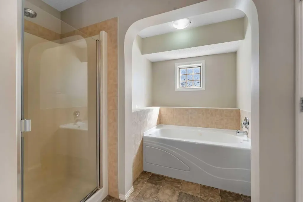 149 Saddlecrest Green NE Calgary AB T3J 5N3