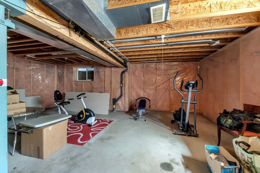 149 Saddlecrest Green NE Calgary AB T3J 5N3