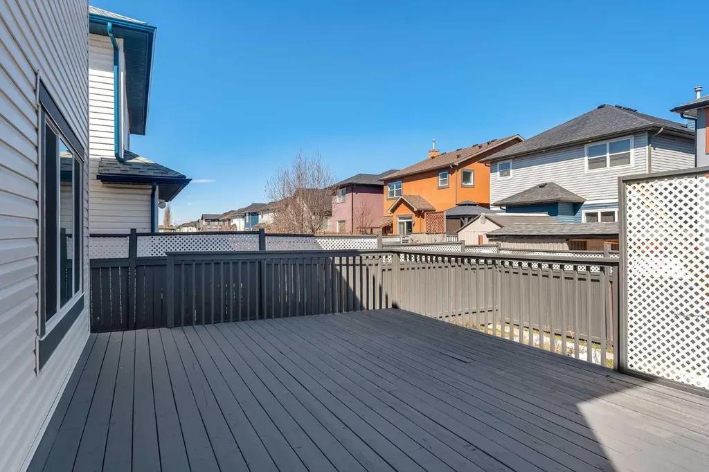 149 Saddlecrest Green NE Calgary AB T3J 5N3