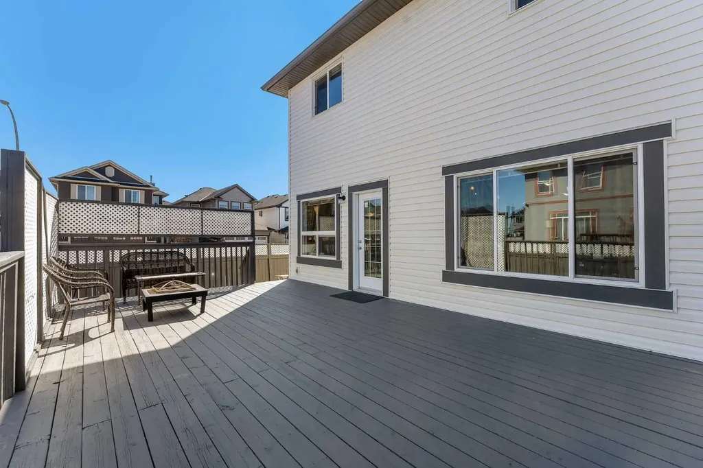 149 Saddlecrest Green NE Calgary AB T3J 5N3