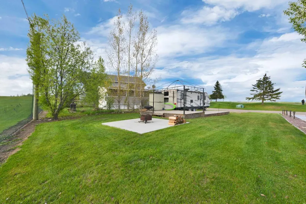 25054 South Pine Lake Road Rural Red Deer County AB T0M 1R0