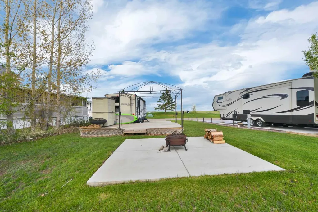 25054 South Pine Lake Road Rural Red Deer County AB T0M 1R0