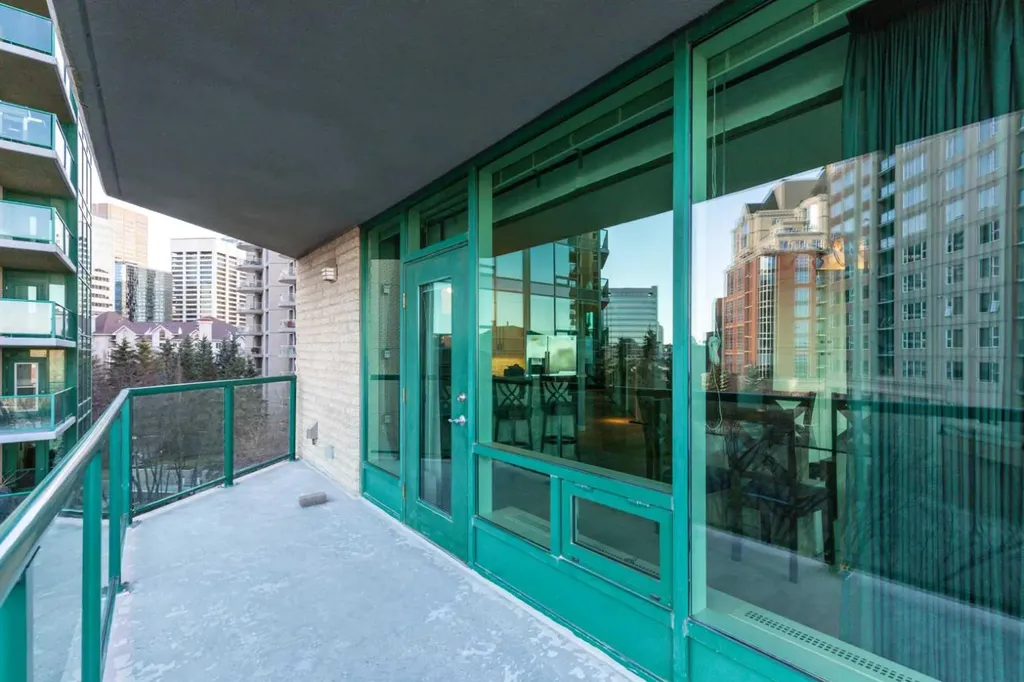 837 2 Avenue SW Calgary AB T2P 0E6