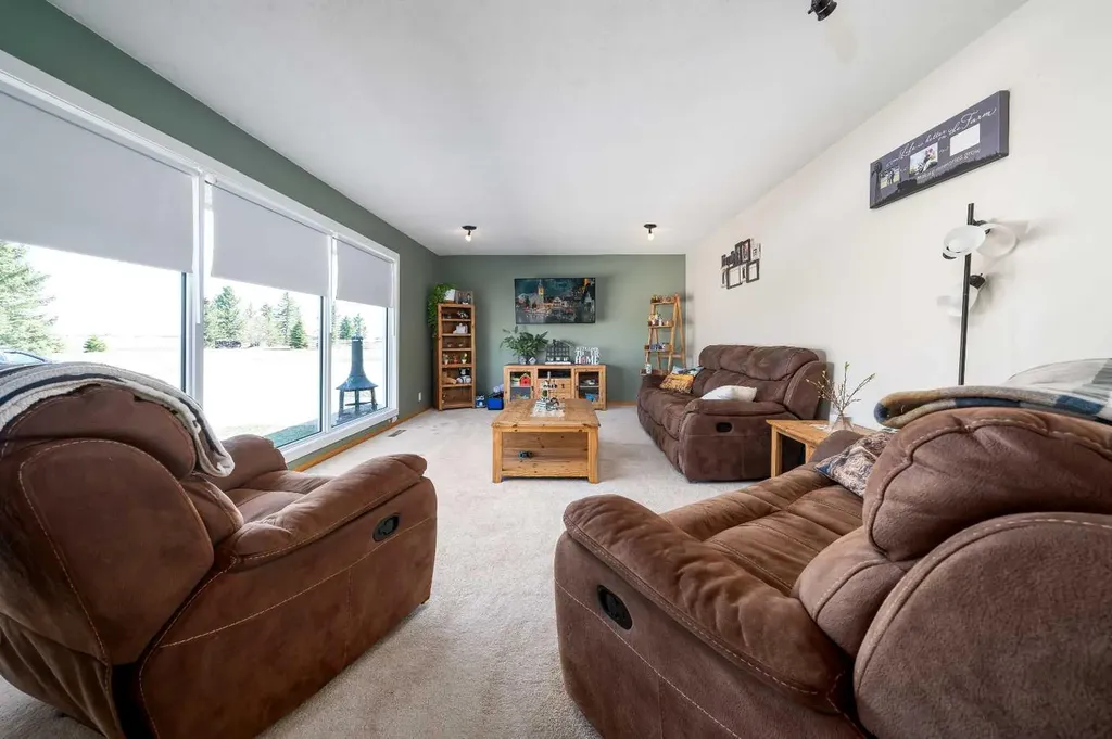 104040 Range Road 111 Bow Island AB T0K 0G0