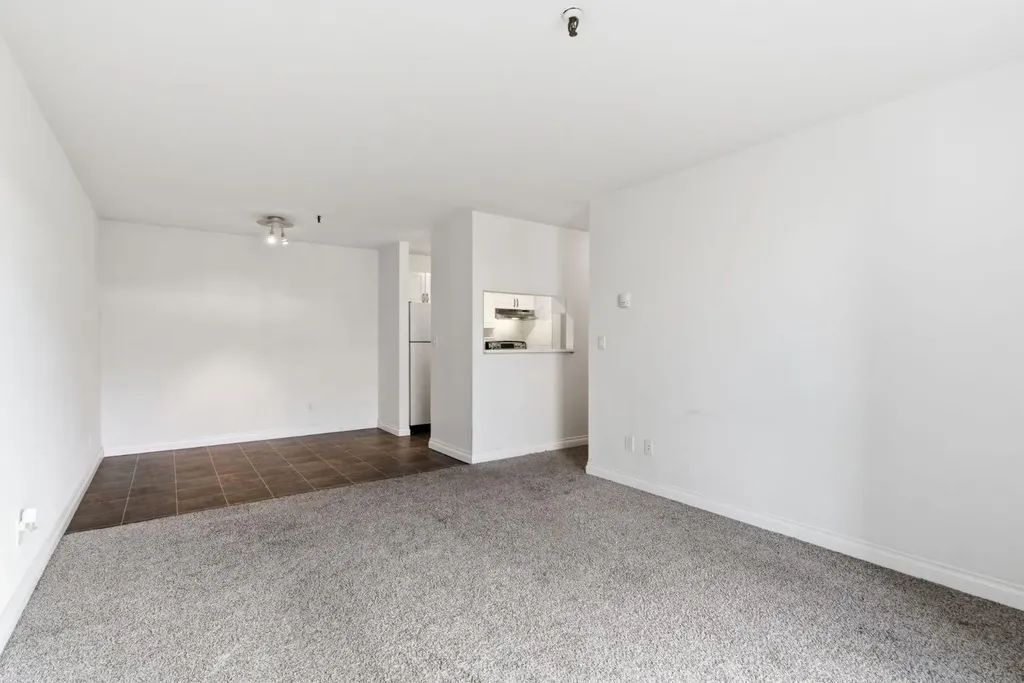 540 18 Avenue SW Calgary AB T2S 0C5