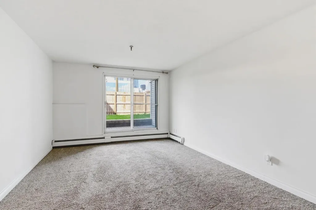 540 18 Avenue SW Calgary AB T2S 0C5