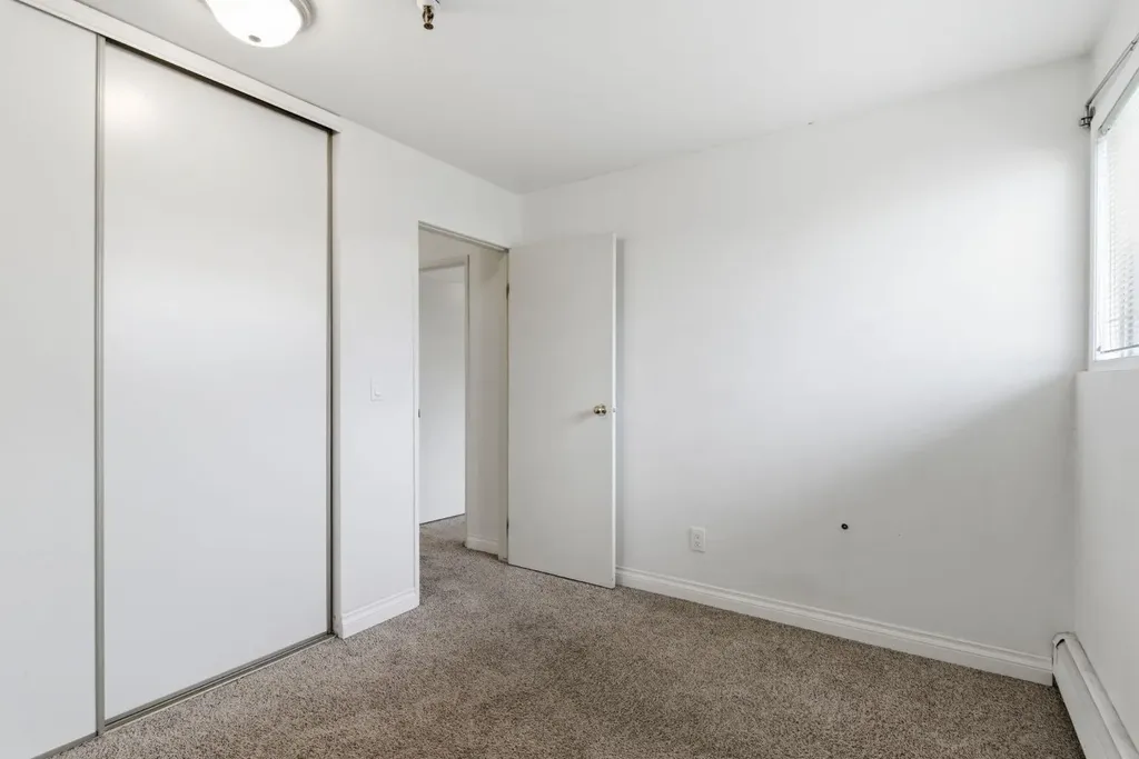 540 18 Avenue SW Calgary AB T2S 0C5