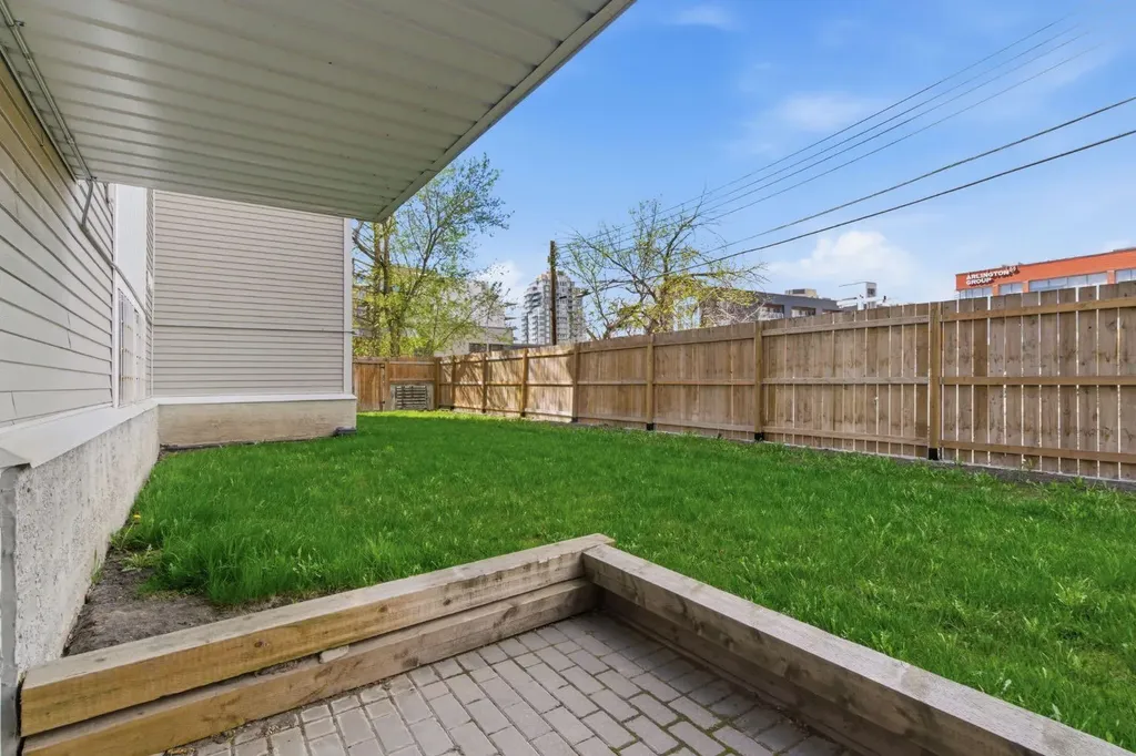 540 18 Avenue SW Calgary AB T2S 0C5