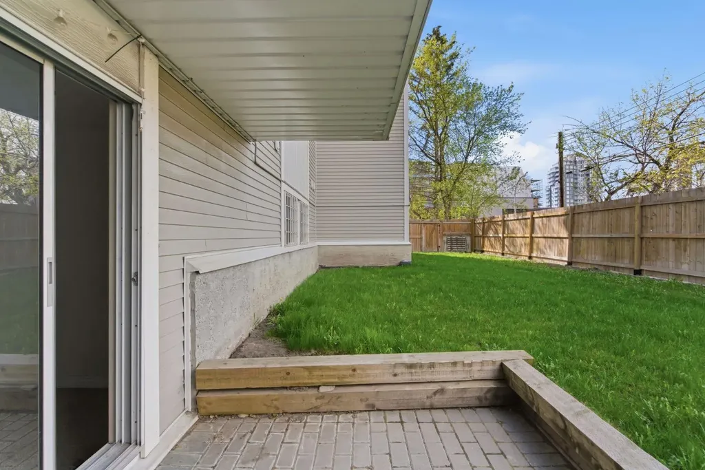 540 18 Avenue SW Calgary AB T2S 0C5