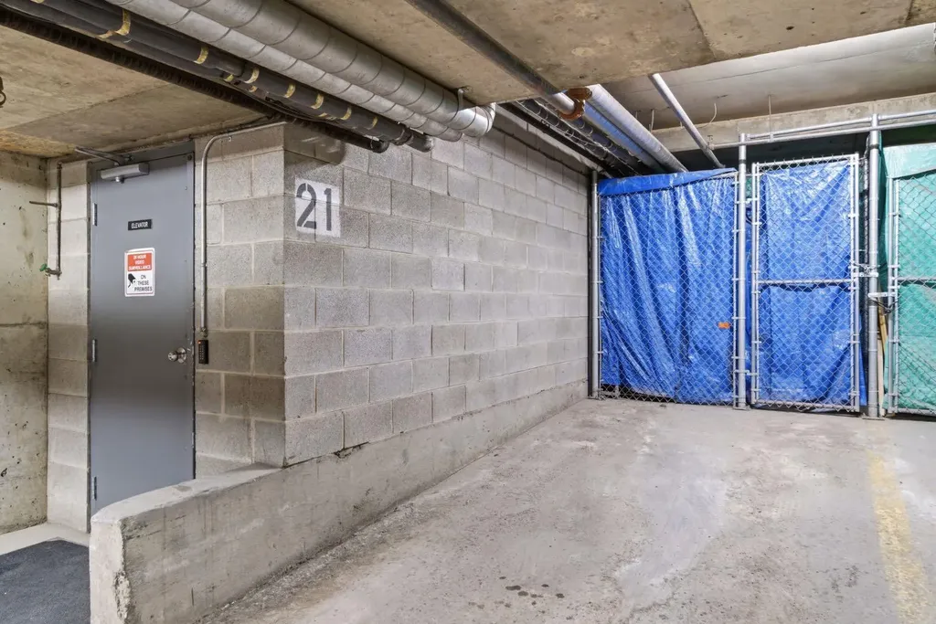 540 18 Avenue SW Calgary AB T2S 0C5