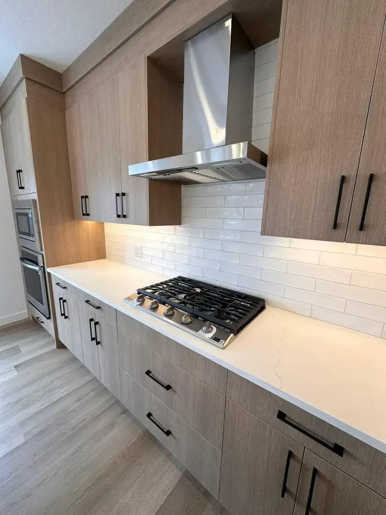 4744 Bowness Road Calgary AB T3B 0B4