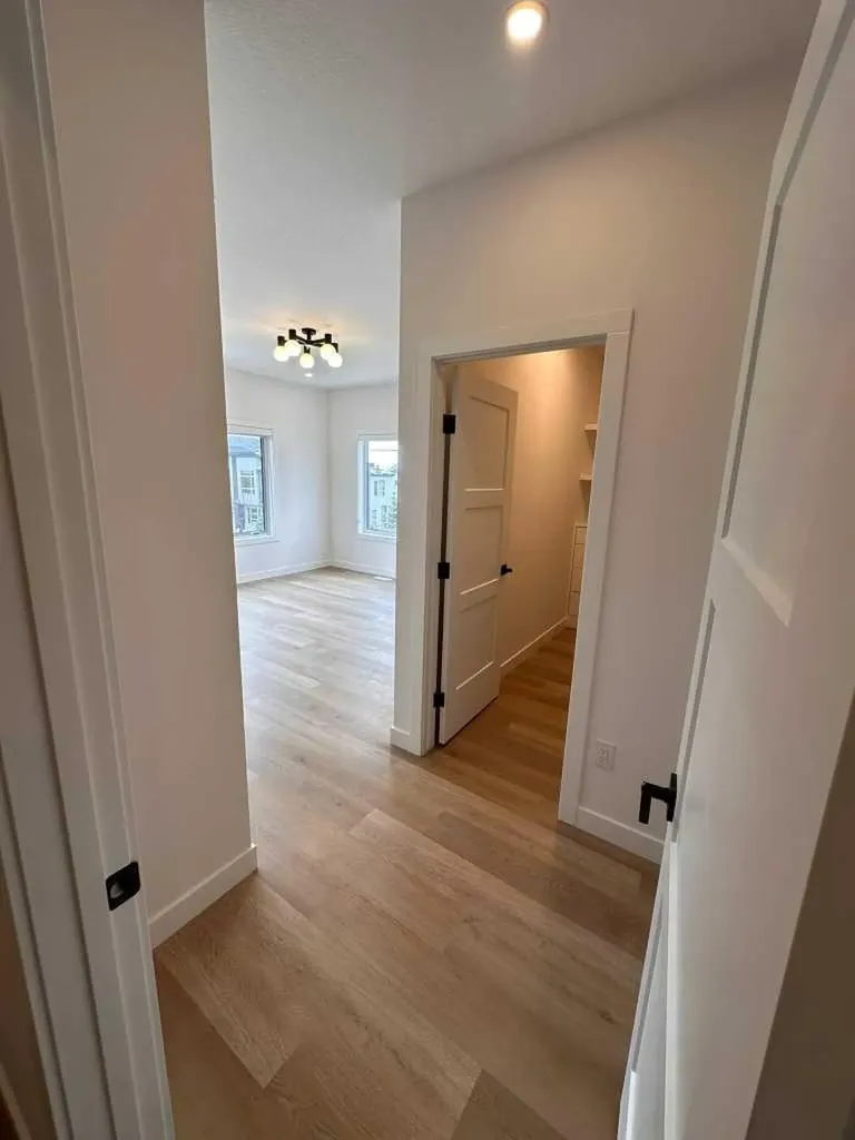 4744 Bowness Road Calgary AB T3B 0B4