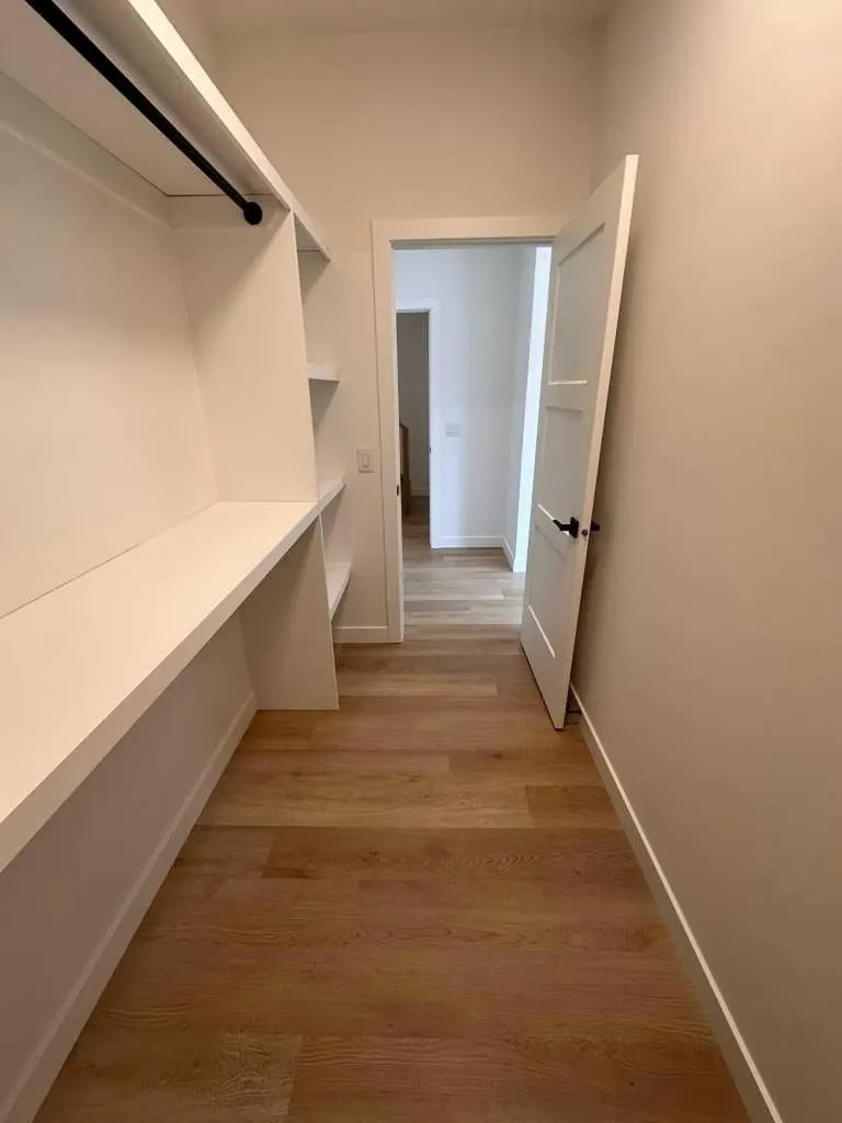 4744 Bowness Road Calgary AB T3B 0B4